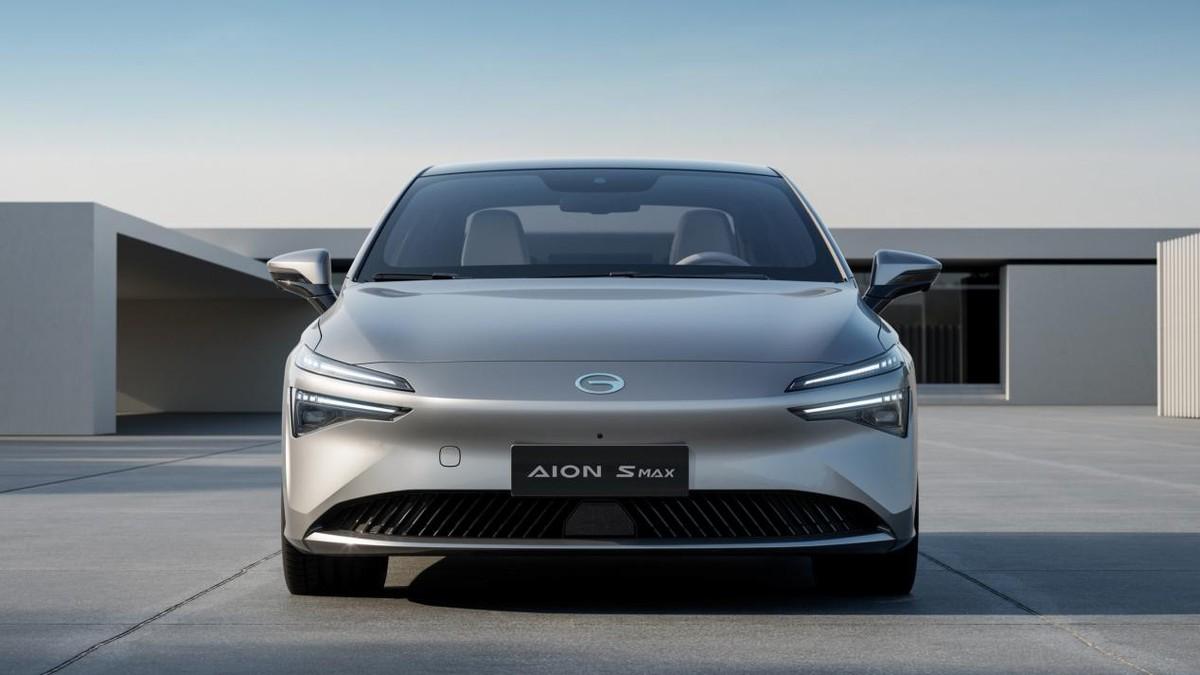 限時優惠10000元,新款深藍SL03純電版售14.69萬元起