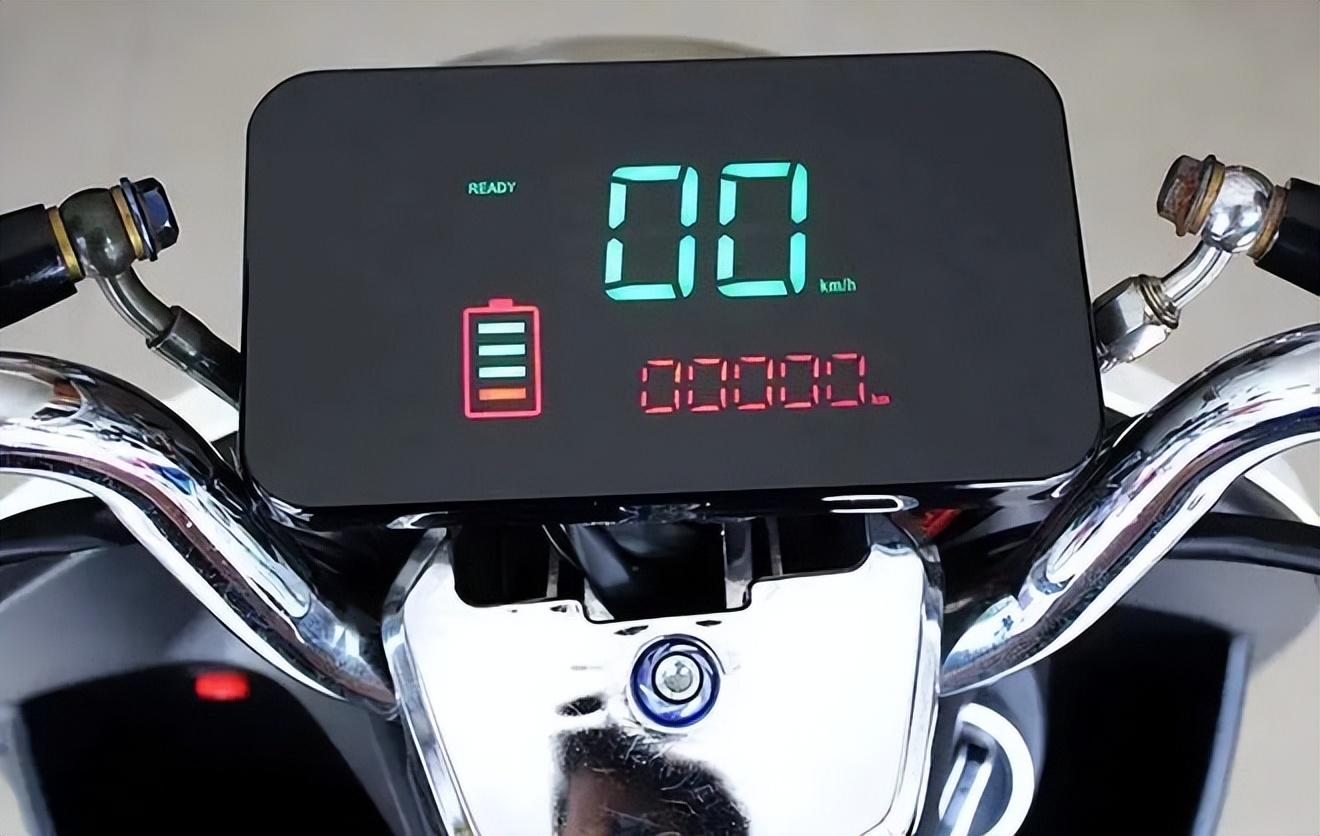 電動車充電要注意這2方面,不然電池少用1年!車主早知道不吃虧