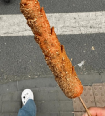 火爆大街小巷的淀粉腸是什么做的