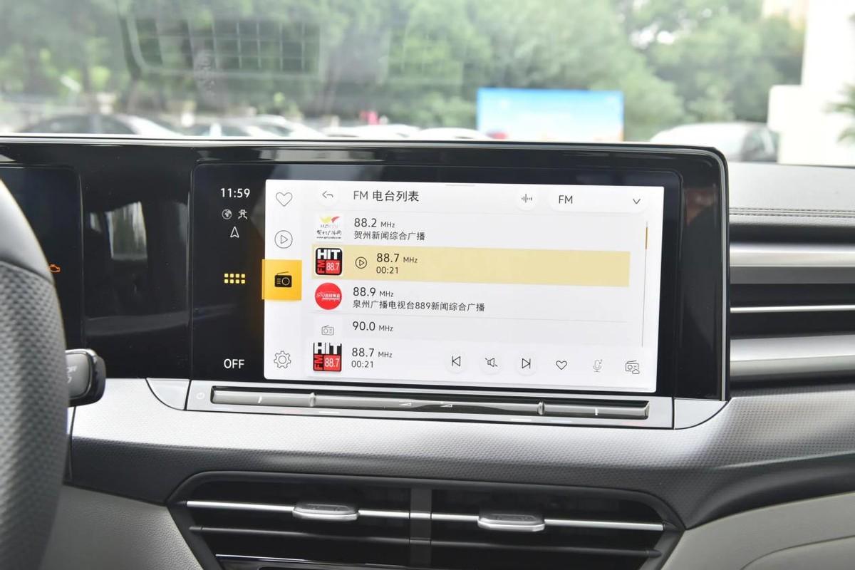 年輕人買第一臺車,B級車MG7和A級車凌渡L,誰是更好的選項?
