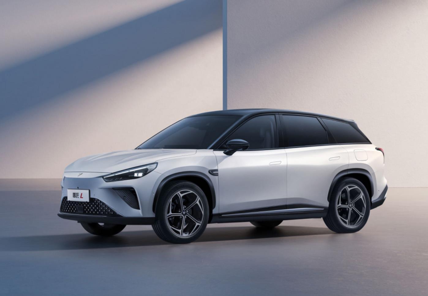 生死攸關(guān)的一款車,哪吒L上市,增程SUV,主打310km純電續(xù)航