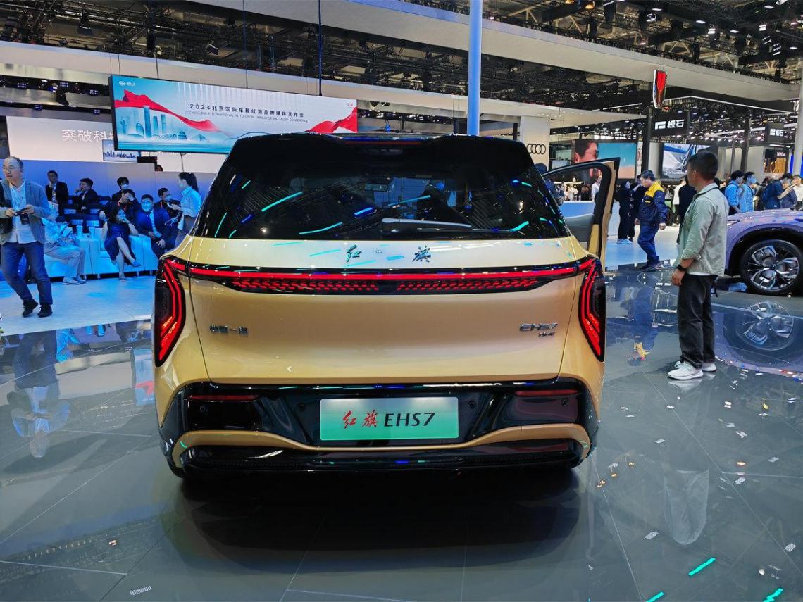 加強新能源、智能化攻勢!紅旗攜重磅車型亮相北京車展