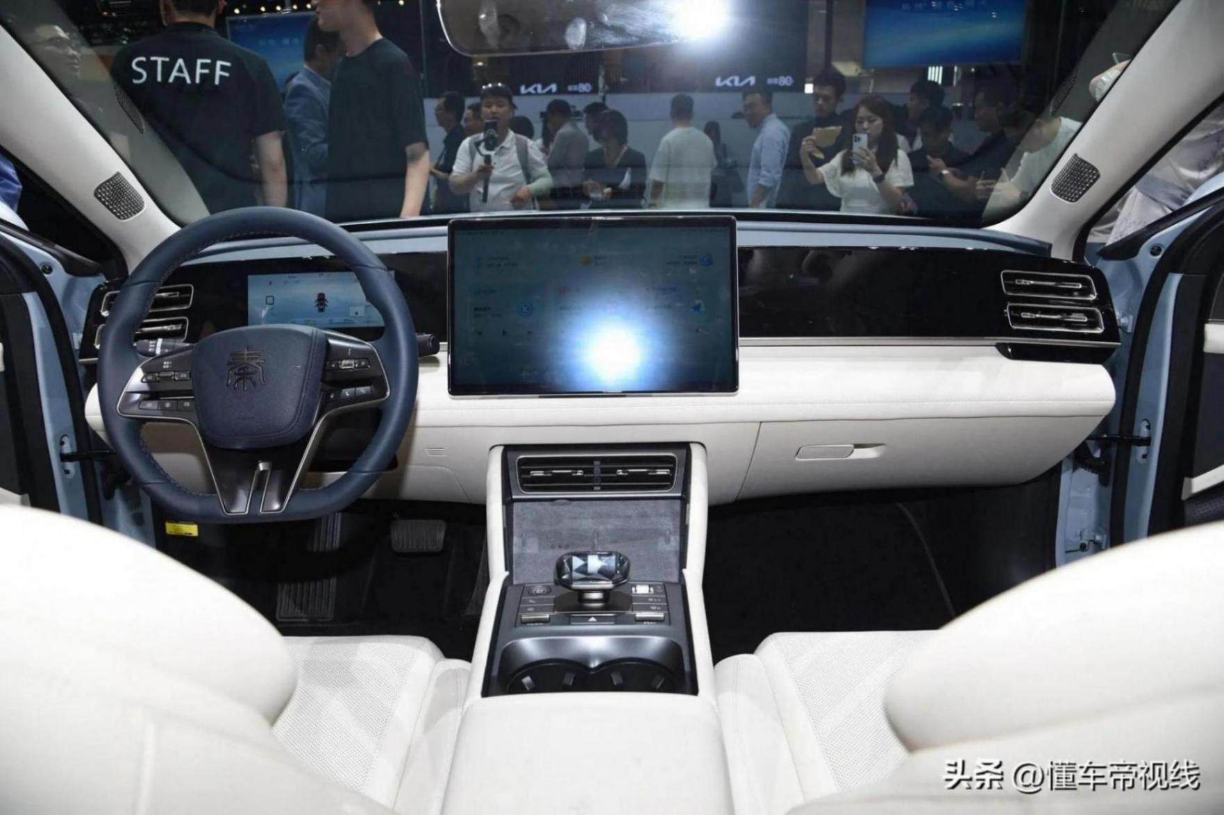 2024北京車展:比亞迪秦L,搭最新DM-i