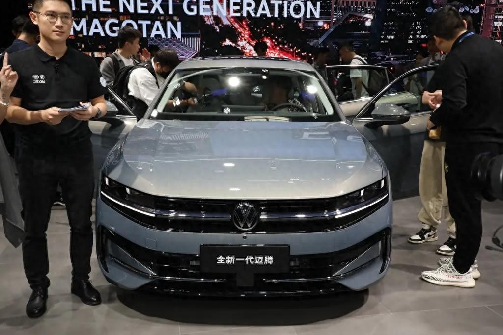 一汽大眾全新邁騰亮相2024北京車展,智能化將大幅提升