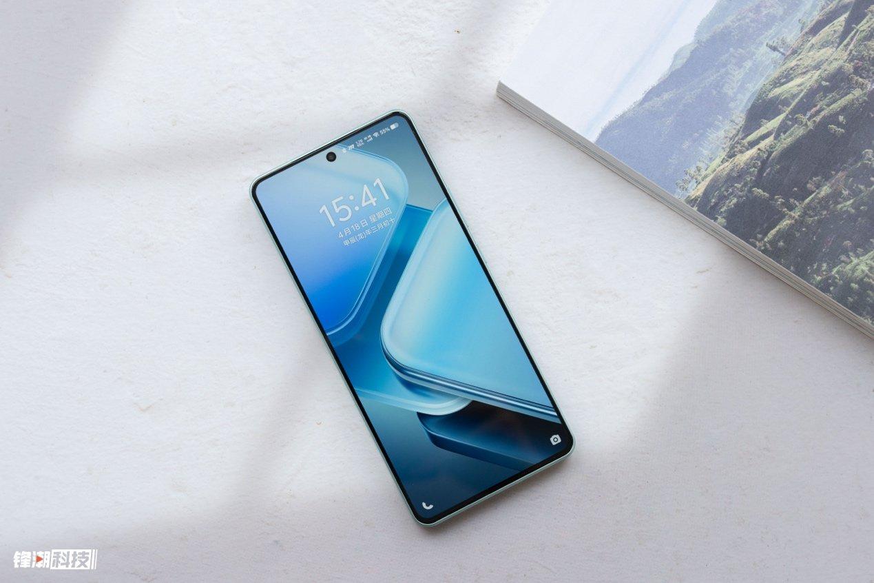 6000mAh 竟能如此輕薄,iQOO Z9 Turbo評測