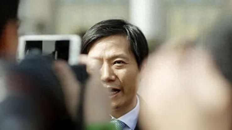 小米將手機行業推向“歷史性抉擇