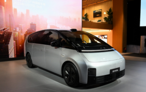 騰勢(shì)D9領(lǐng)銜,北京車展值得看的6款重磅高端MPV,誰(shuí)是它的挑戰(zhàn)者?