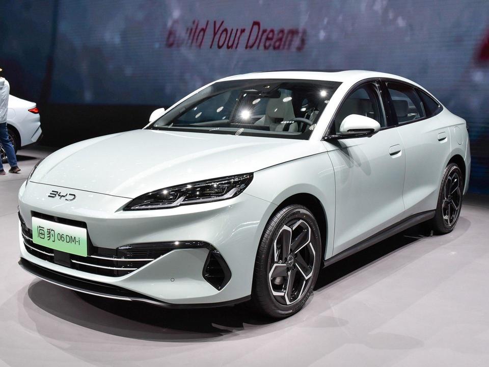比亞迪“五大轎車”來襲,造型“脫胎換骨”,能否引領(lǐng)新潮流?