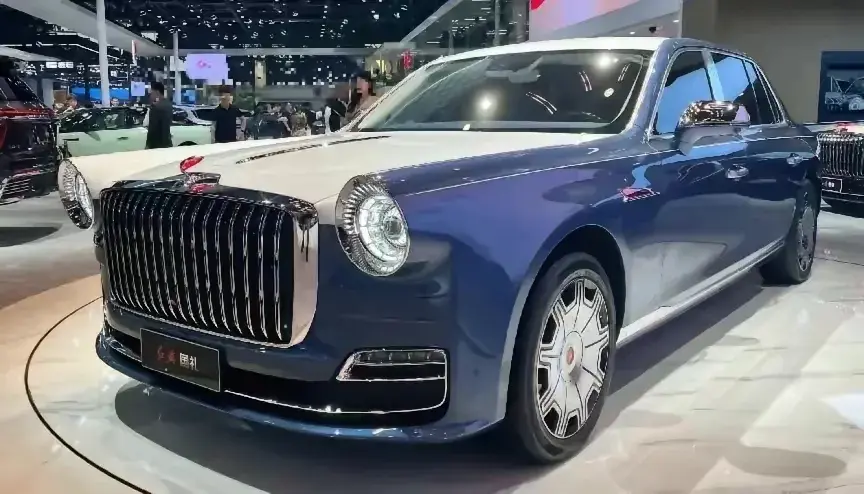 勞斯萊斯也是“陪襯”,新一代紅旗國禮實車正式亮相