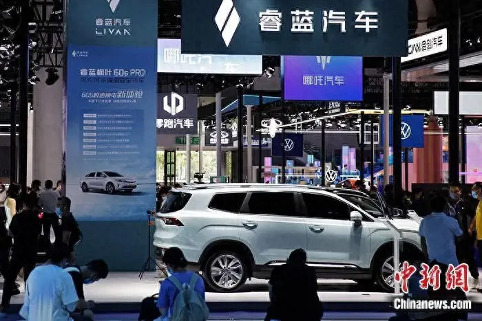蔚來、小鵬、理想:新勢力車企的崛起與挑戰,誰能笑到最后?