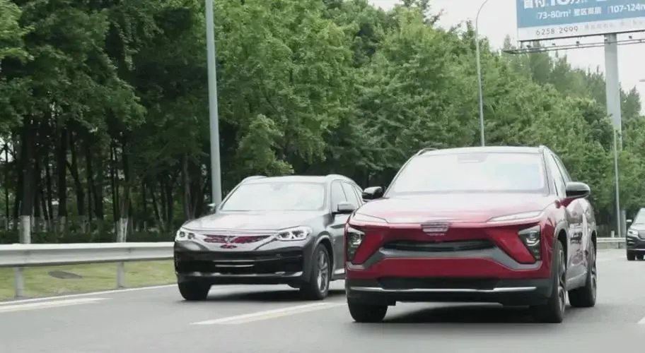 未來是電車“卷土重來”?還是油車“永不落幕”?歷史早給出答案