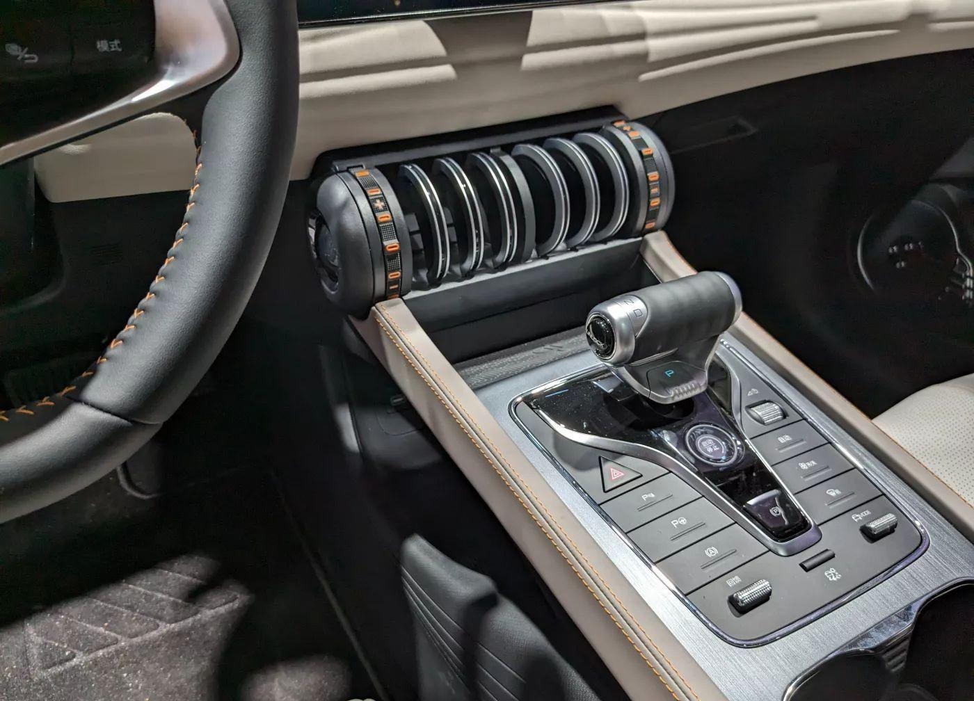 【2024北京車展】靜態體驗比亞迪純電SUV——元PLUS