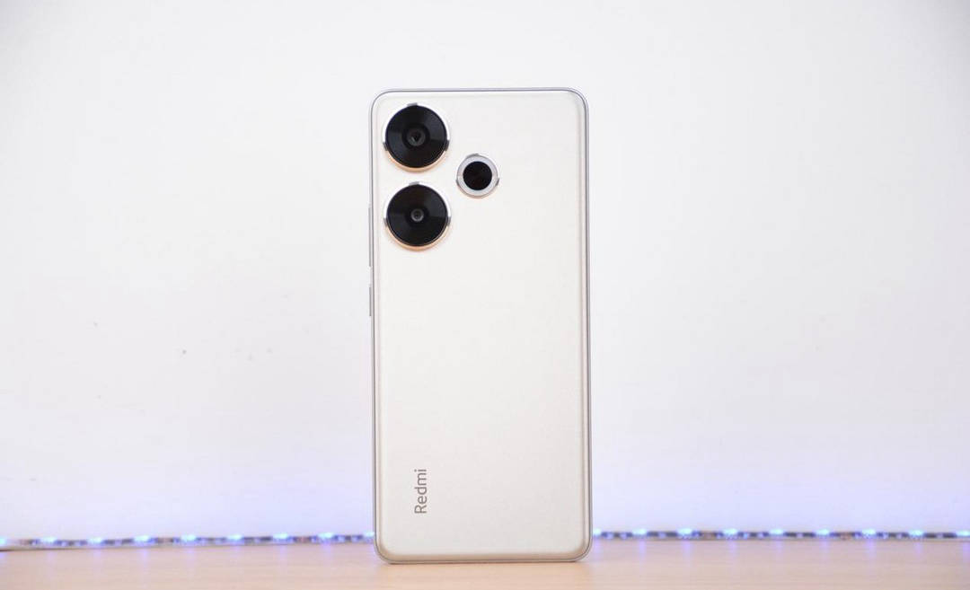 真我GT Neo6發布,與同為新生代性能旗艦的紅米、IQOO,誰更猛?