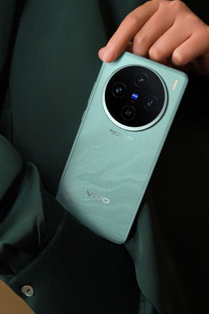 vivo X100s系列真機圖公布!天璣9300+加持,還有影像新玩法
