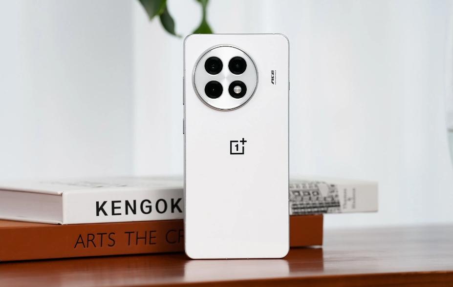 兩千多的性能王!三款手機都搭載頂級處理器