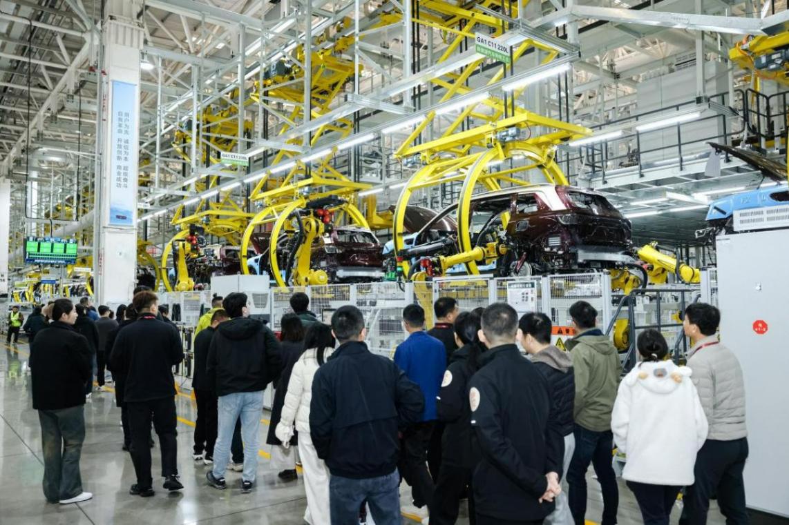 用戶參與車輛工廠終檢,問界開創行業驗收交付新模式