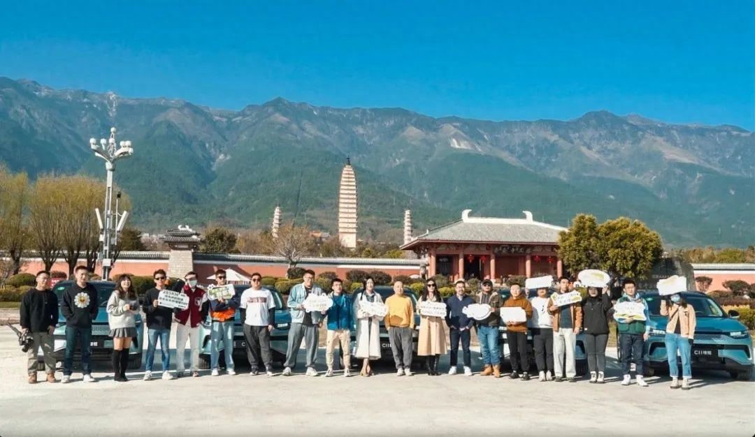 環蒼山、游洱海,深度試駕零跑C11增程