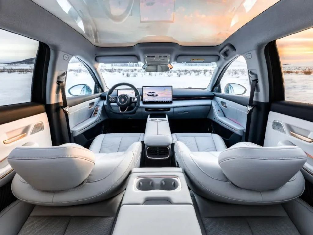 15萬級中大型車性價比之爭:寶駿享境VS零跑C01