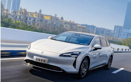 15萬級中大型車性價比之爭:寶駿享境VS零跑C01