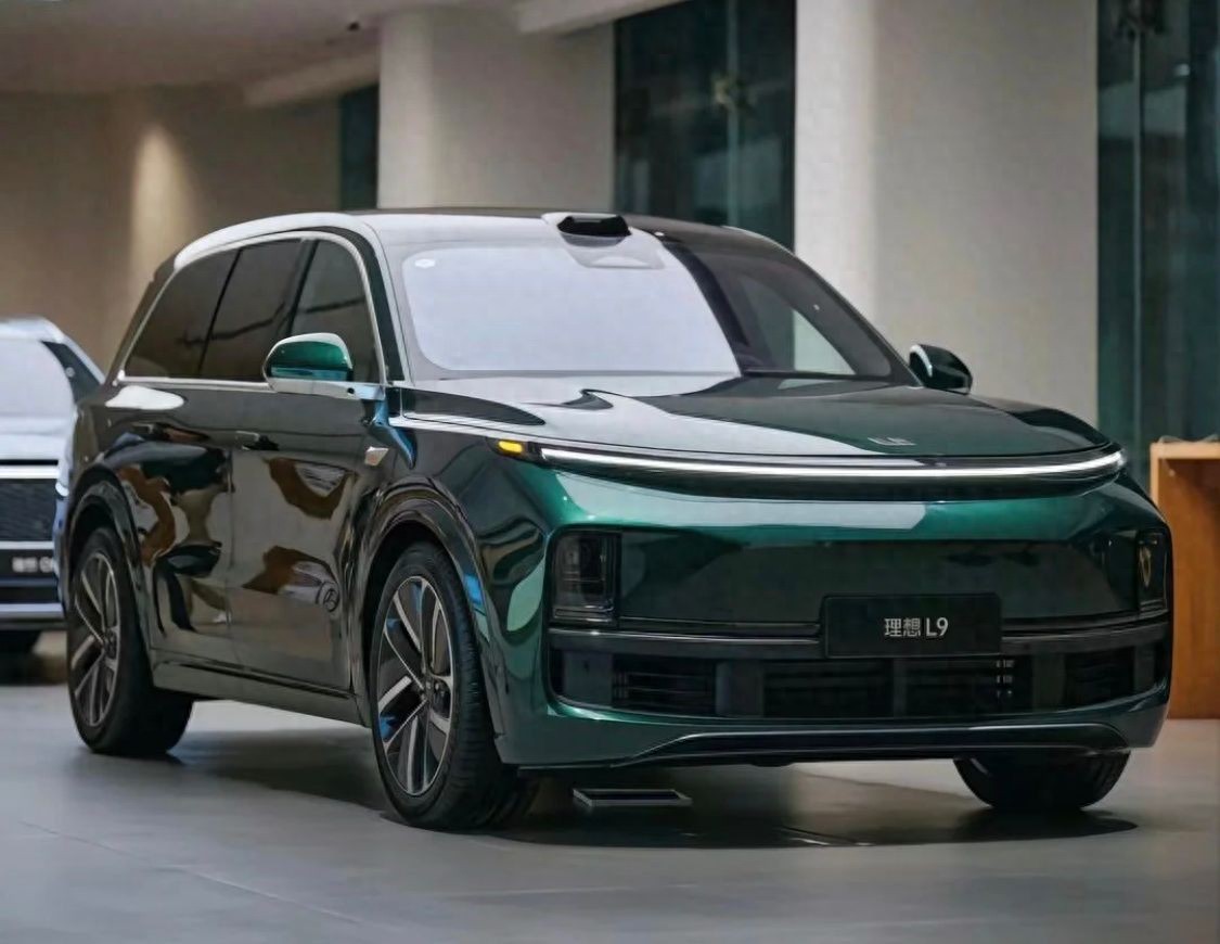 50萬購車必看!理想L9和蔚來ES8的終極對決