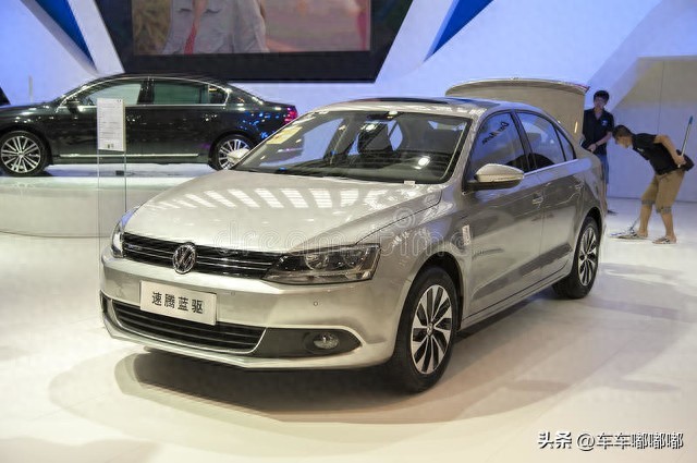 卡羅拉與速騰 2025 年選購指南:全方位對比,助你選對車!