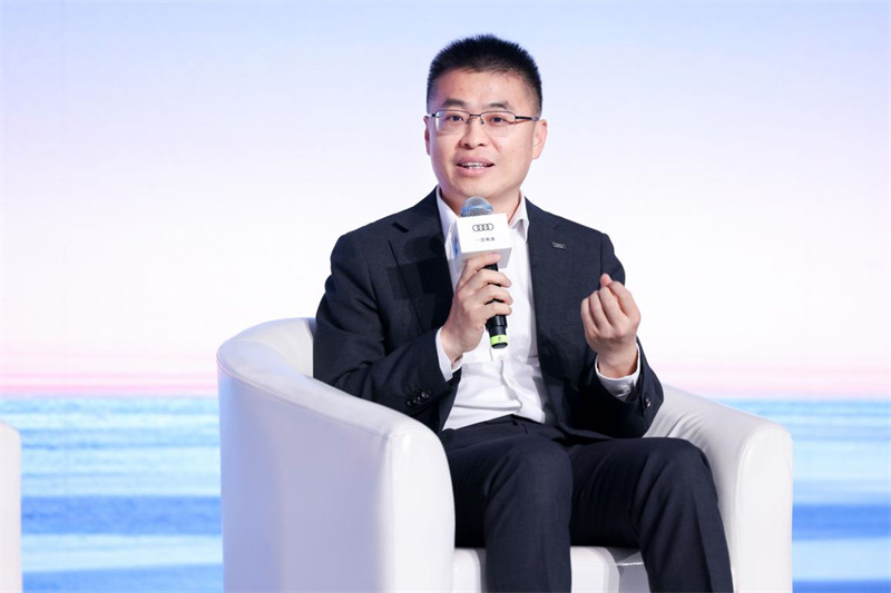 傳統豪門的智能反擊:一汽奧迪\"油電同智\"戰略首曝新華網峰會