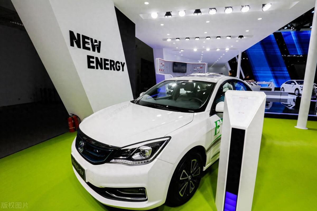 新能源汽車試駕:傳祺2024款影豹的驚喜體驗