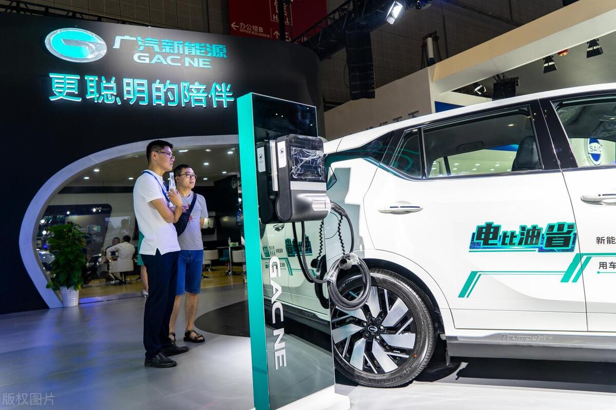 新能源汽車試駕:傳祺2024款影豹的驚喜體驗