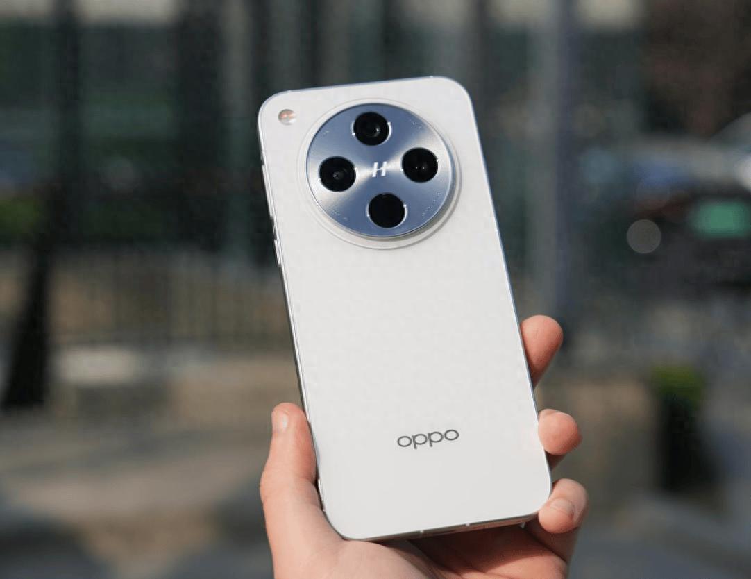 OPPO徹底妥協!高端旗艦低至3799元起,天璣9400+512GB+IP69防水