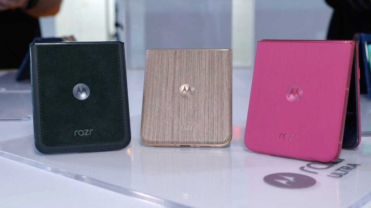 2025款“摩托羅拉Razr”上手體驗測評